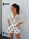 Short Adèle